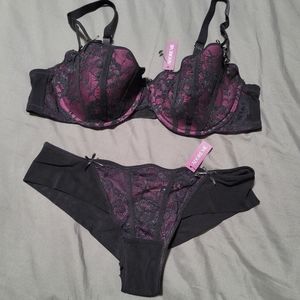 Adore Me Set
